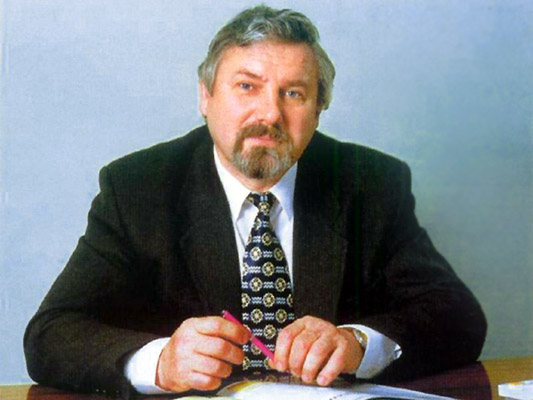 The Institute Director V.V. Kolodyazhny