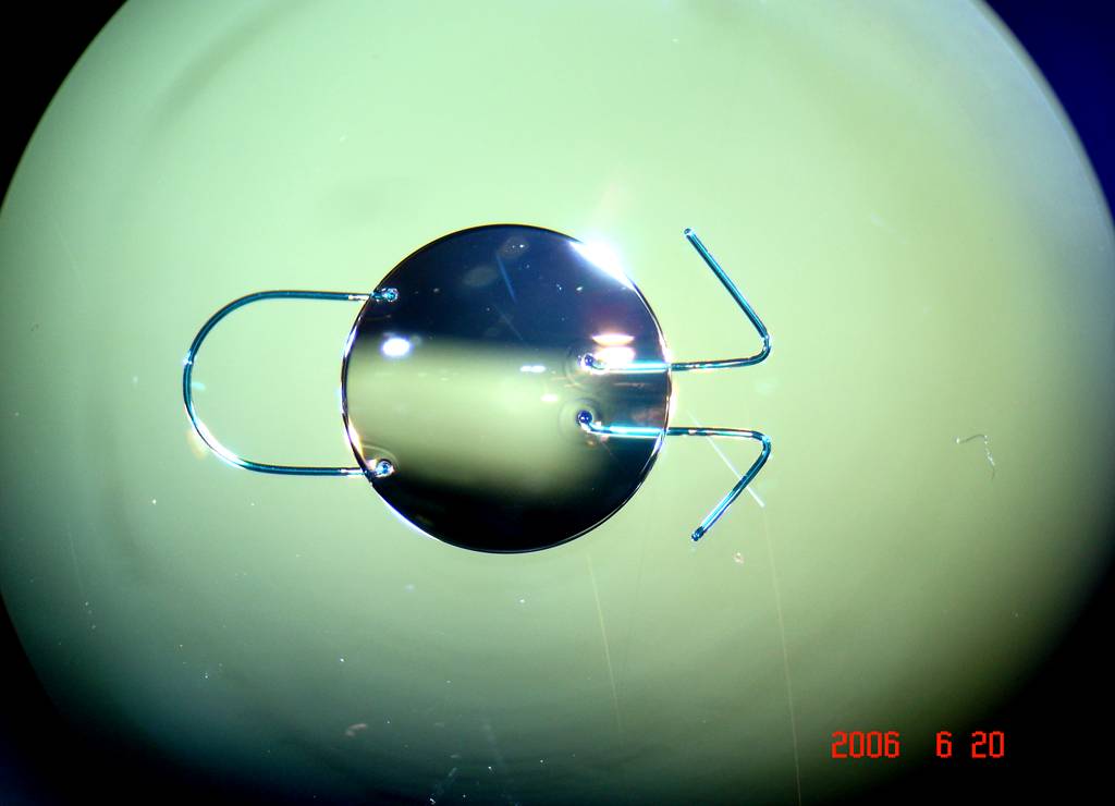 Intraocular lens 